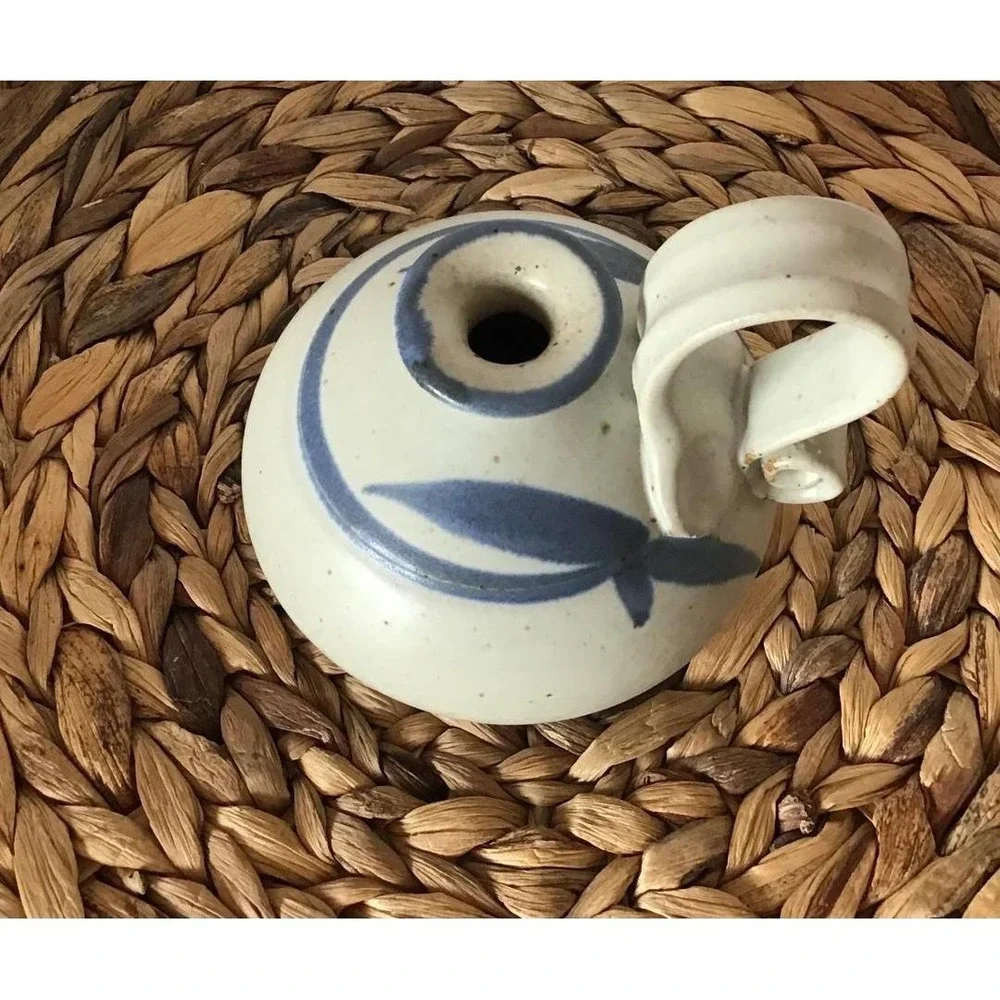 Vtg Studio Pottery Bud Vase Chamberstick‎ Blue White Scrolled Handle 4.5 inch